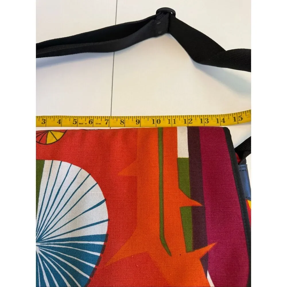 IDeal of Sweden Red/Orange Canvas Tote/Messenger Bag Adjustable Strap Large